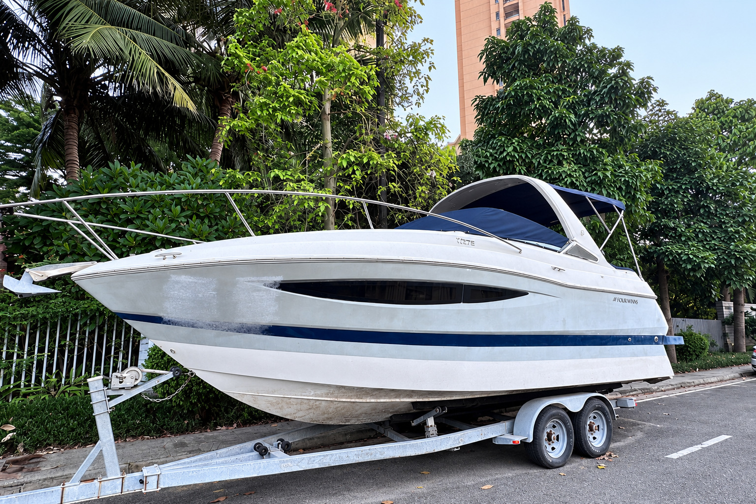 Four Winns V275, 2015. Listing image