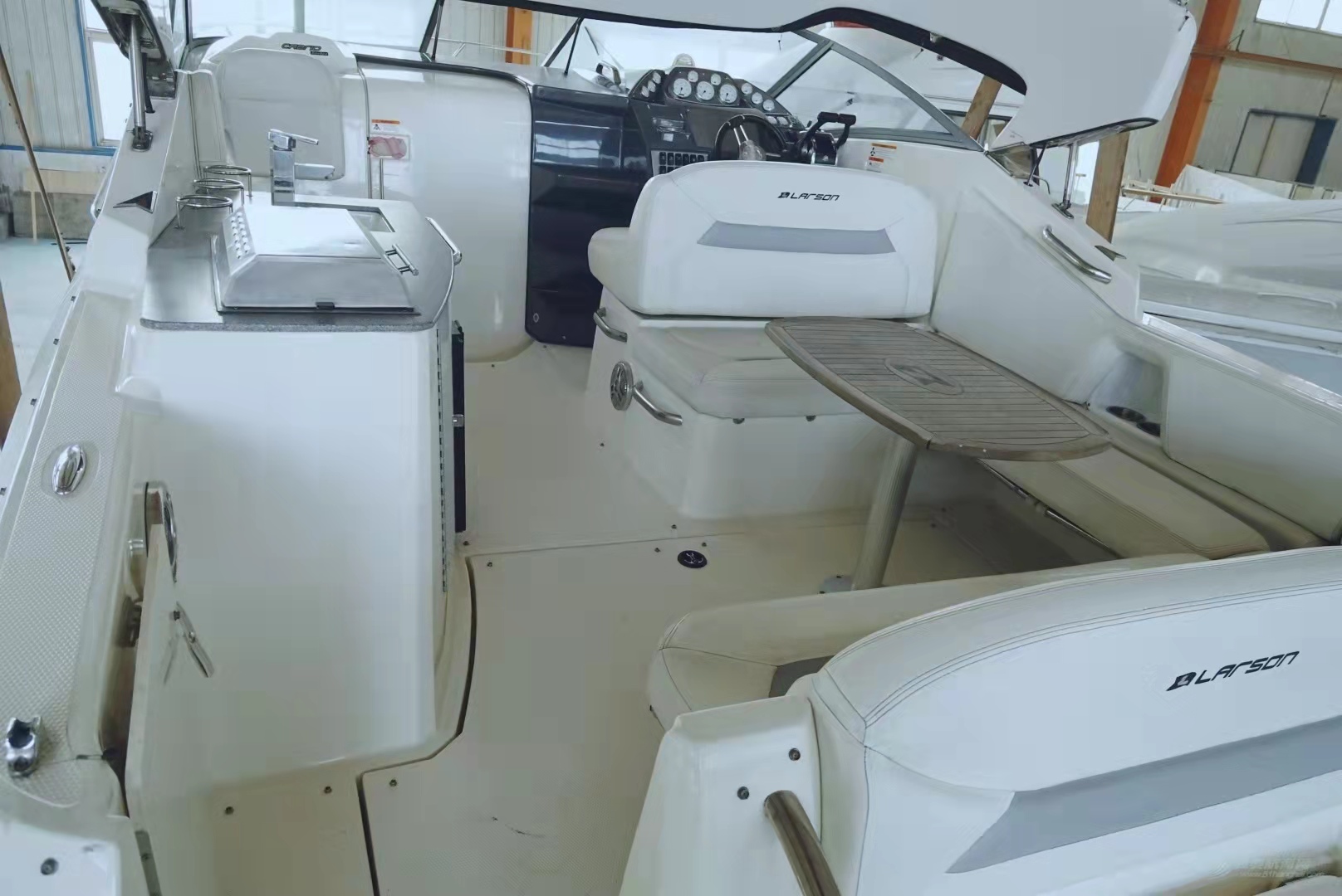 Larson Cabrio 315, image 6