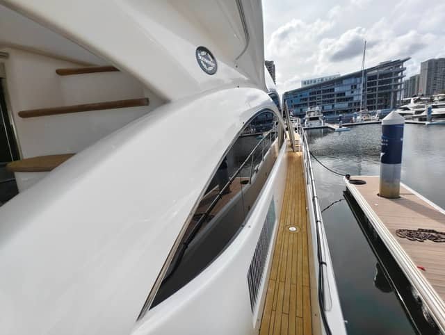 Sunseeker Manhattan70, 2010. Listing image