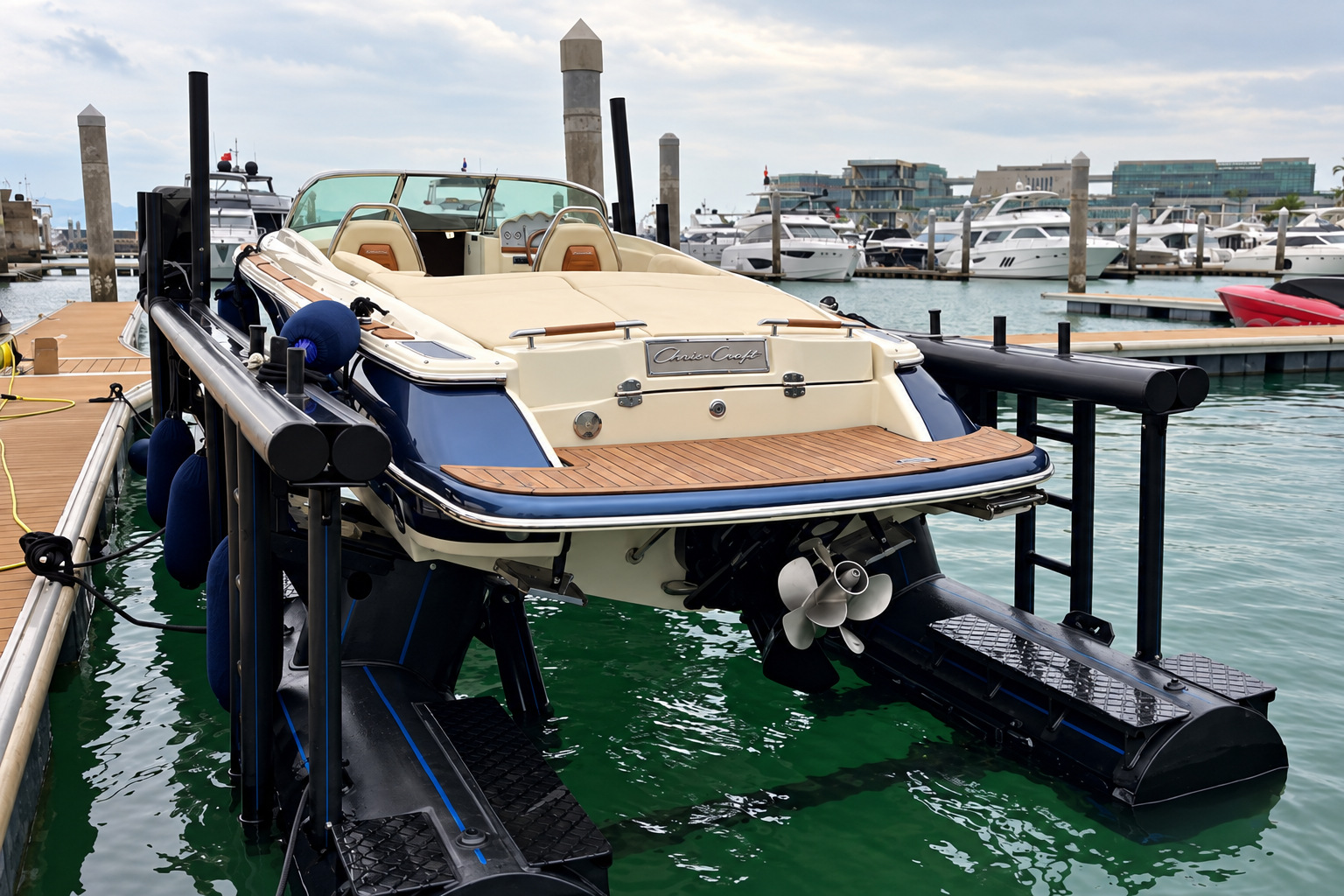 Chris-Craft 27, 2022. Listing image