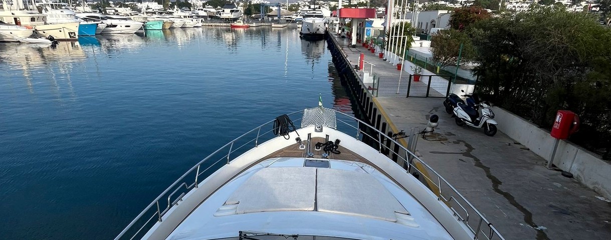 Ferretti 680, кадр 2