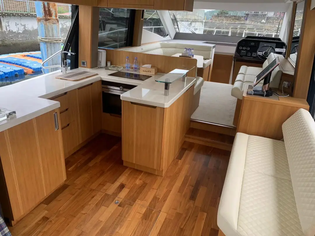 Galeon 500 FLY, кадр 6