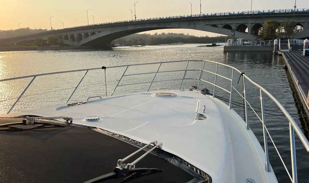 Azimut 62, кадр 5