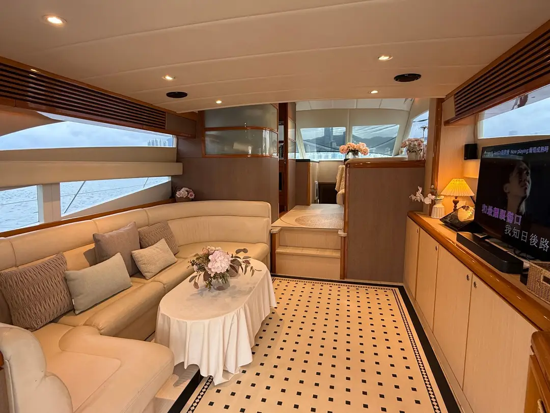 Grand Harbour Ruby 18M, image 5