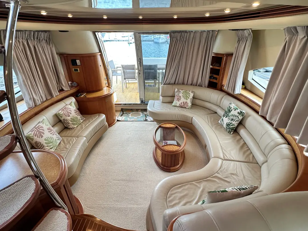 Azimut 68, кадр 5