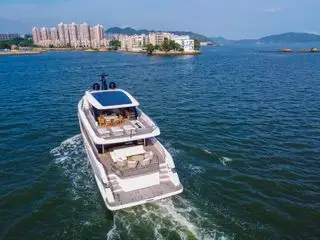 Ferretti INFYNITO 90, кадр 5