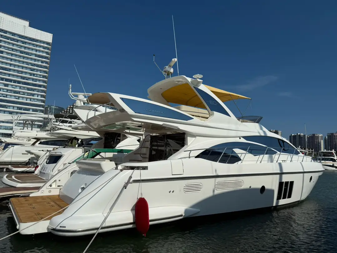 Azimut 60, кадр 2