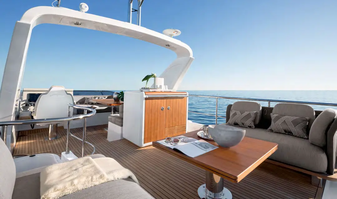 Azimut 50, кадр 6