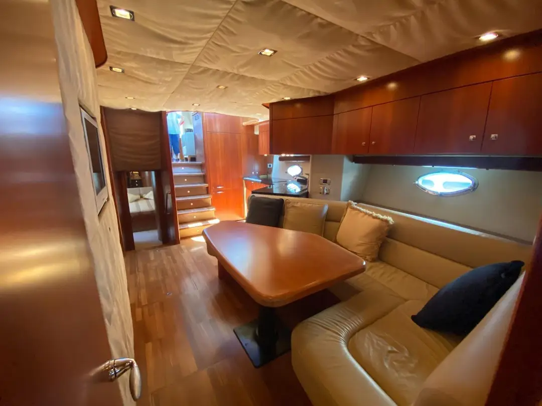 Sunseeker Predator, кадр 2