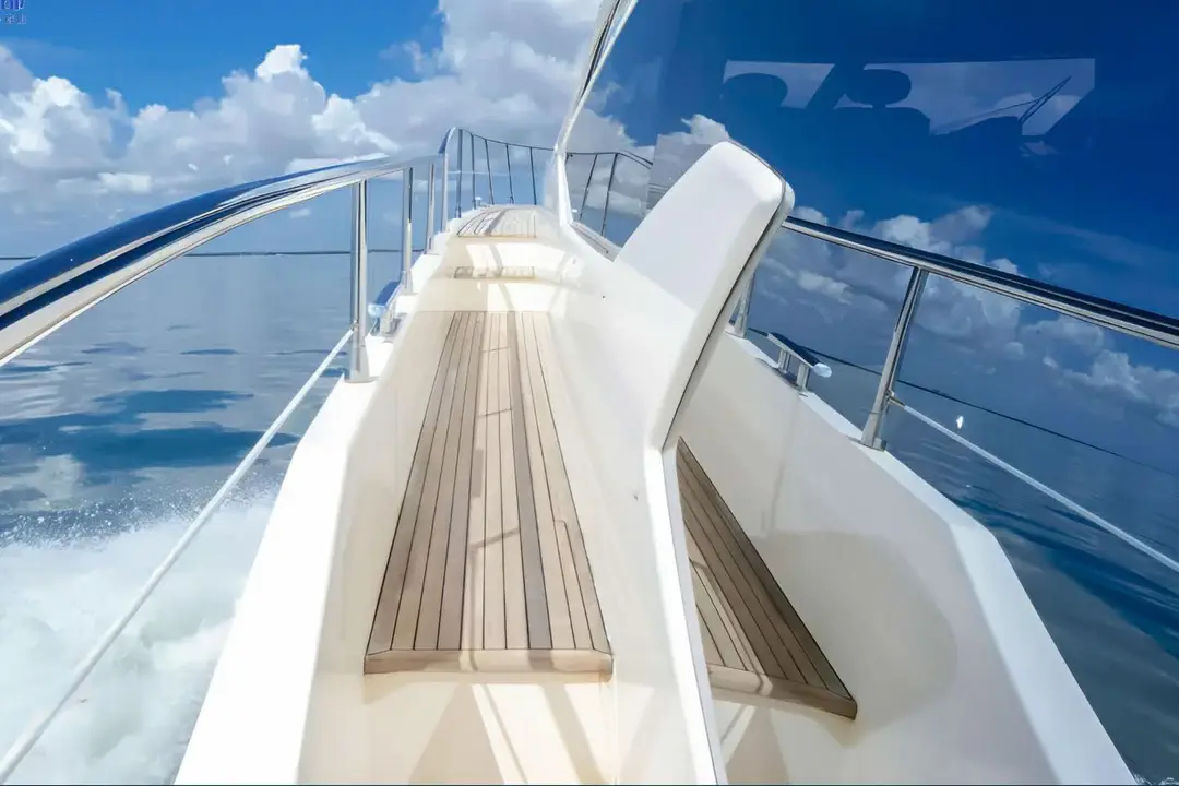 Azimut 70, кадр 2