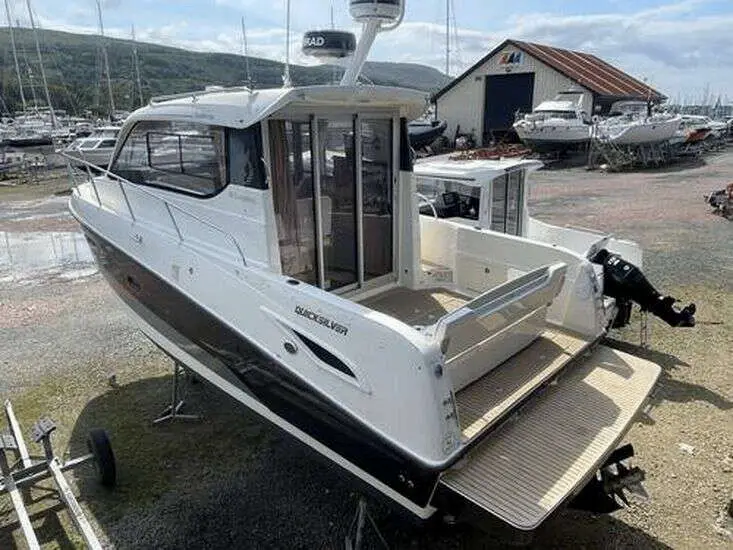 Quicksilver 855 Weekend, кадр 4