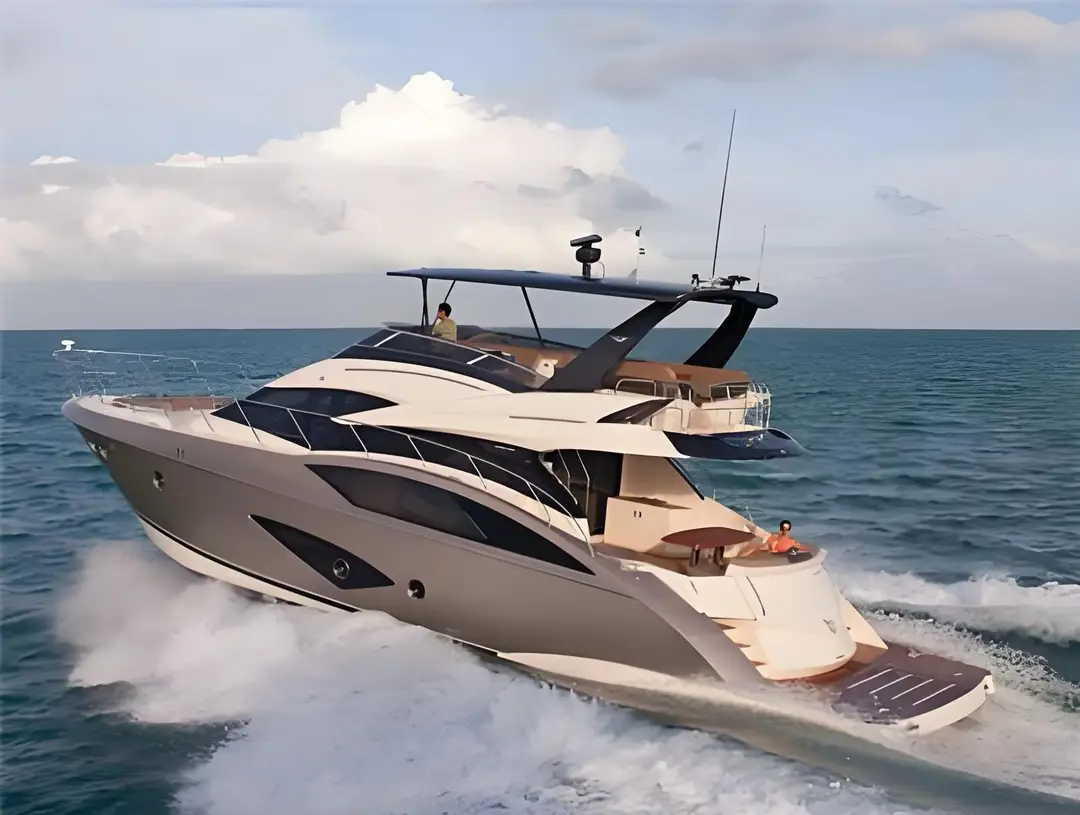 Marquis 660 Sport Yacht, кадр 2