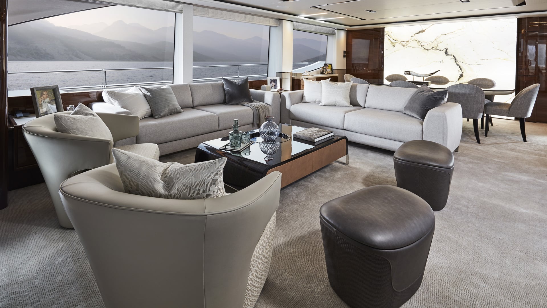 Princess 30M, кадр 5