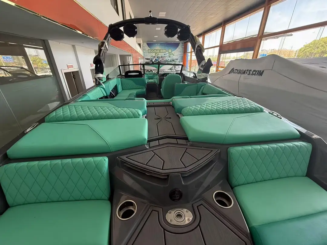 Tige Boats Z3, кадр 4
