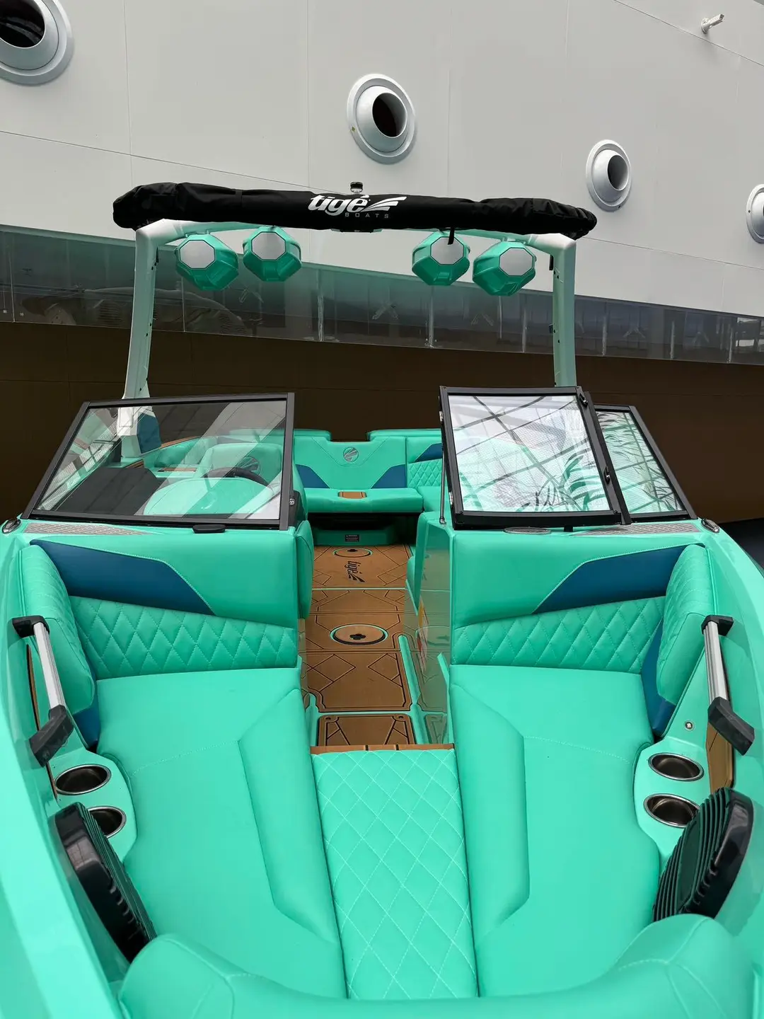 Tige Boats Z3, кадр 4