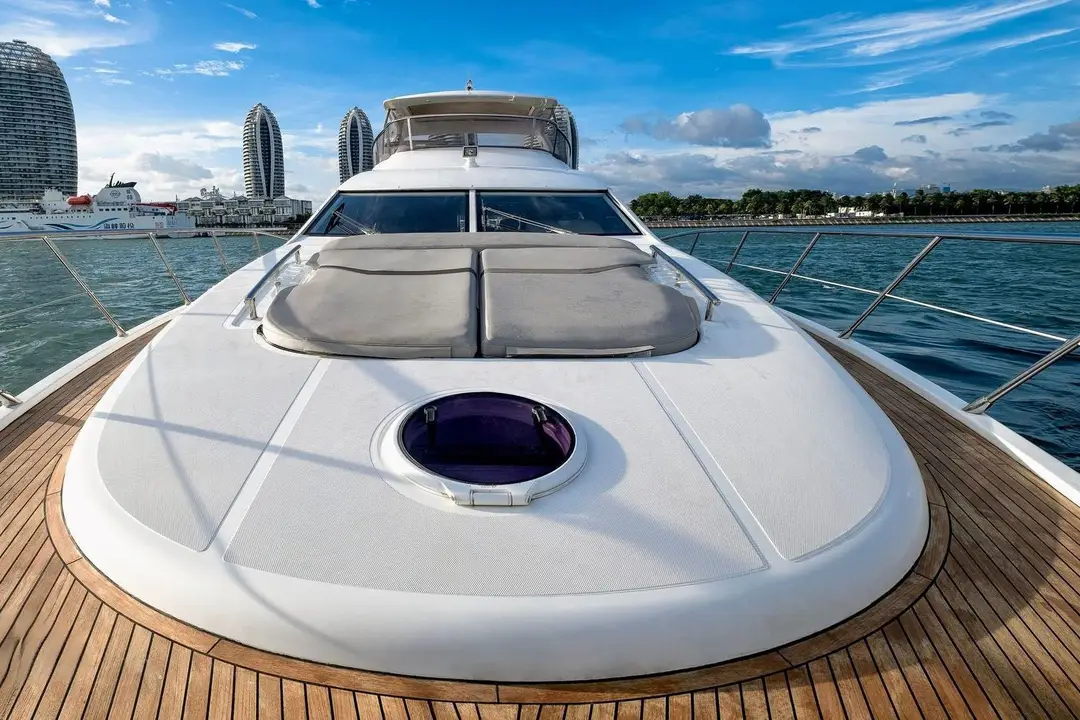 Azimut 70, кадр 3