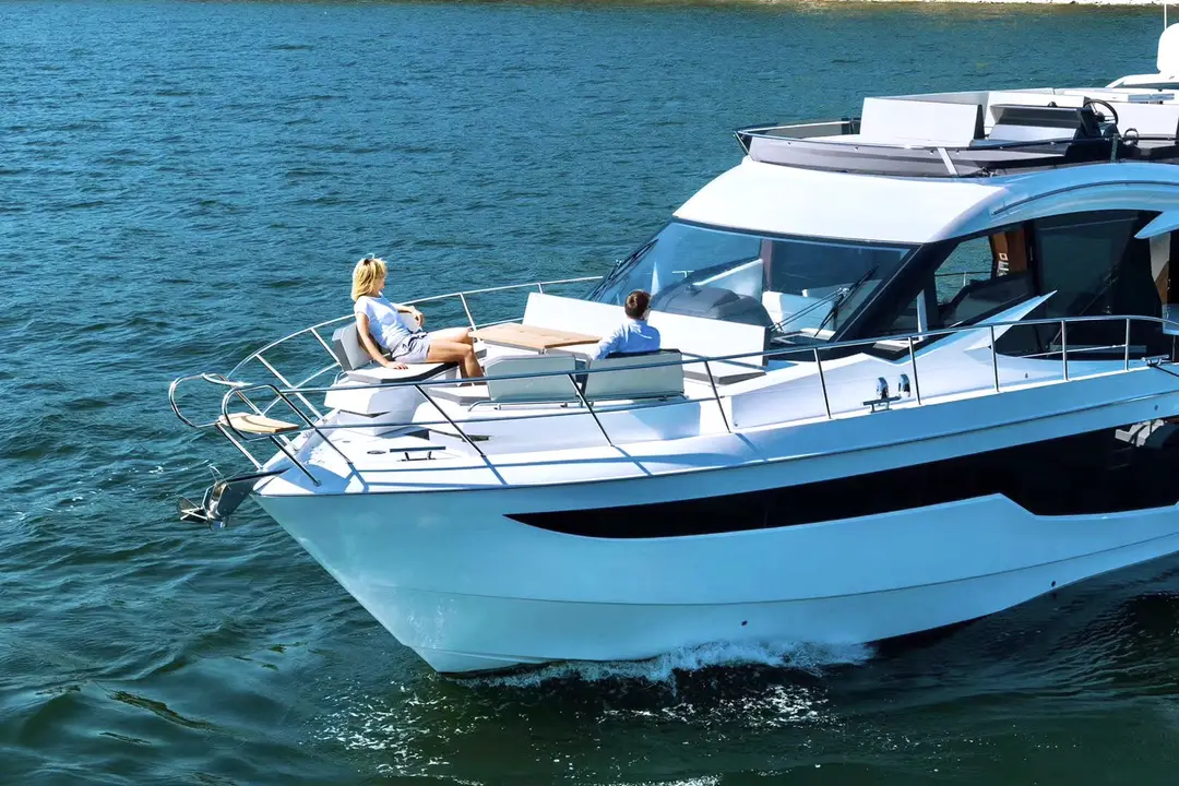 Galeon 500 FLY, кадр 2