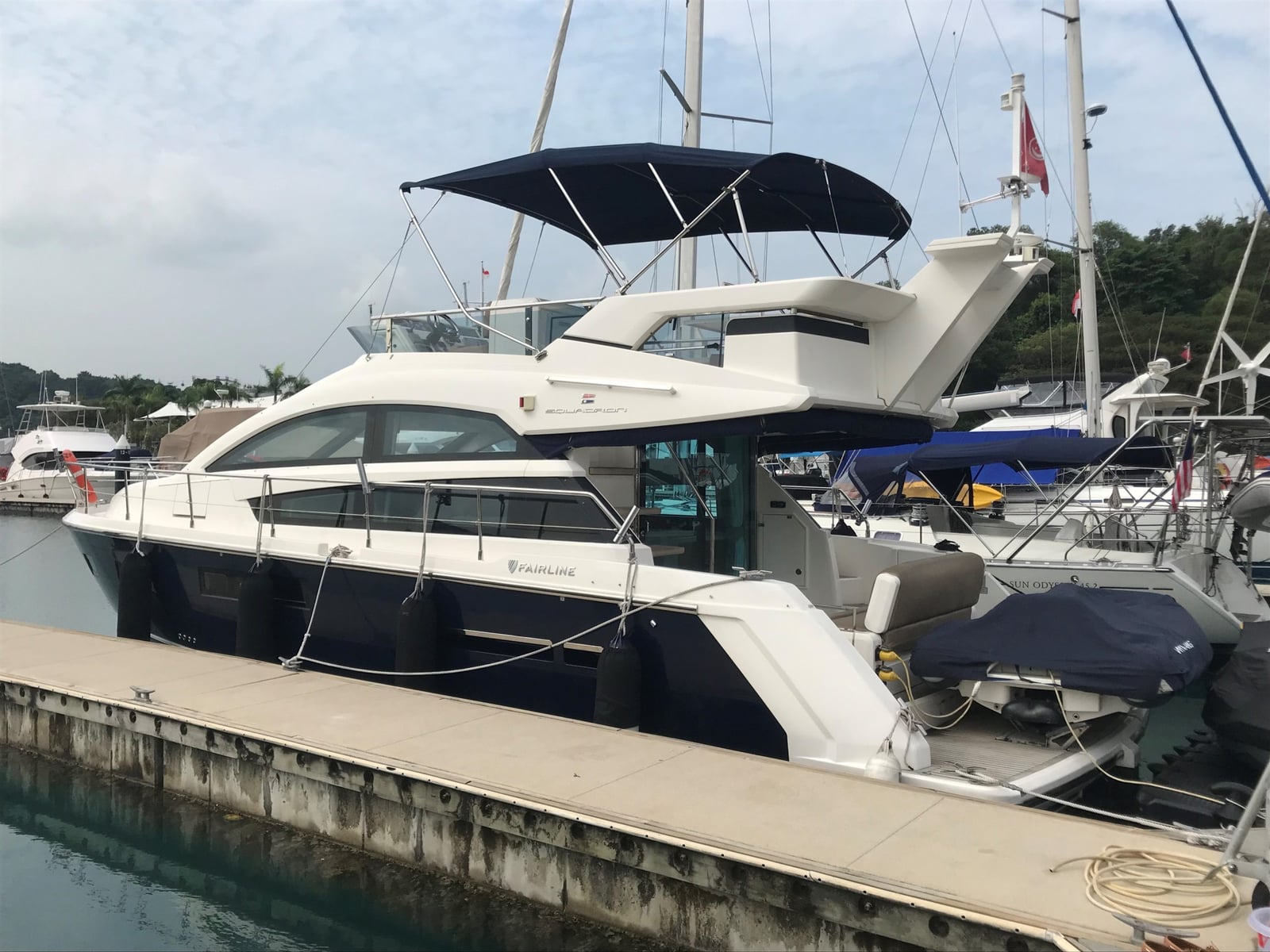Fairline Squadron 42, кадр 3